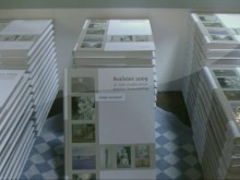 Museum Møhlmann: 85 realisten tonen 500 werken.
Van 6 september t/m 13 december 2009.Druk wel op de hd knop voor meer scherpte!