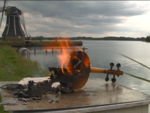 Rein Pol maakt een kijkdoos voor de 'Tuin der lusten' expo - Museum De Buitenplaats 2012